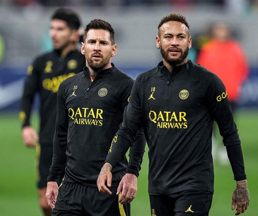 Warmup With Messi & Ronaldo