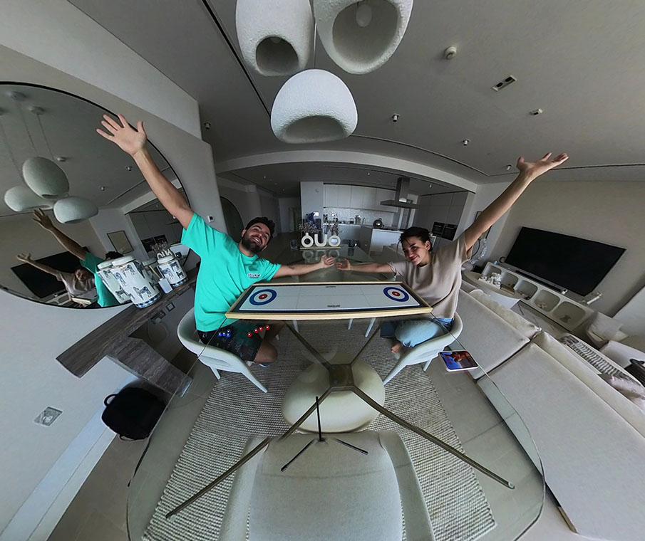 تحدينا بعض انا و سارة ... ليش سامبا مش معانا