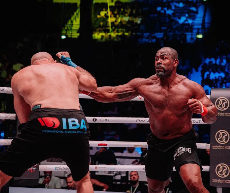 Geronimo Dos Santos vs Alexey Oleinik