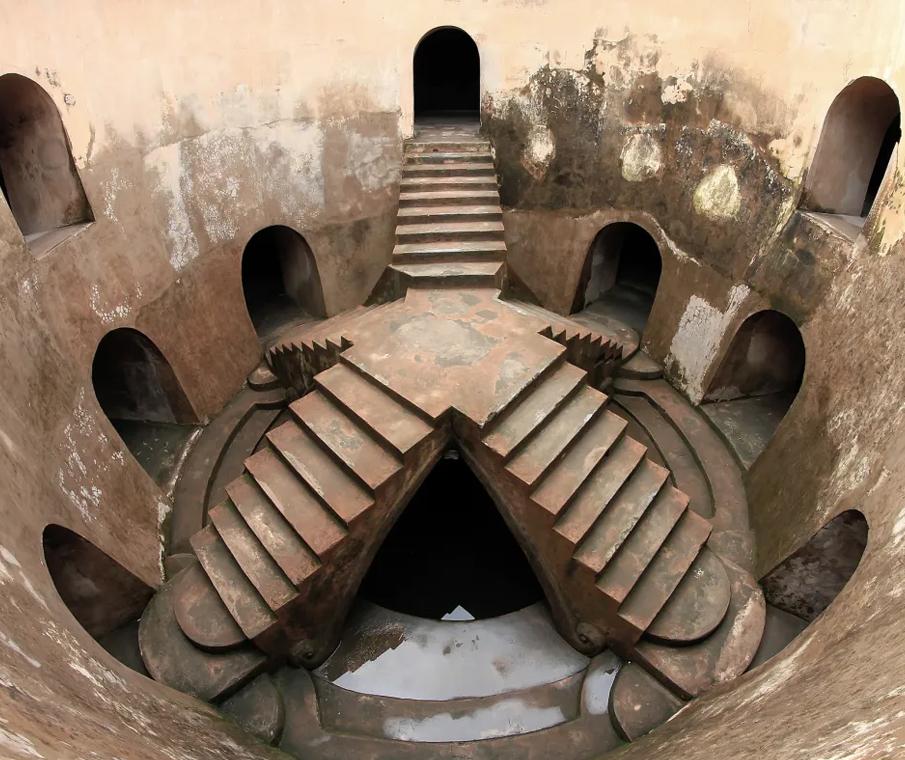 Tamansari Watercastle