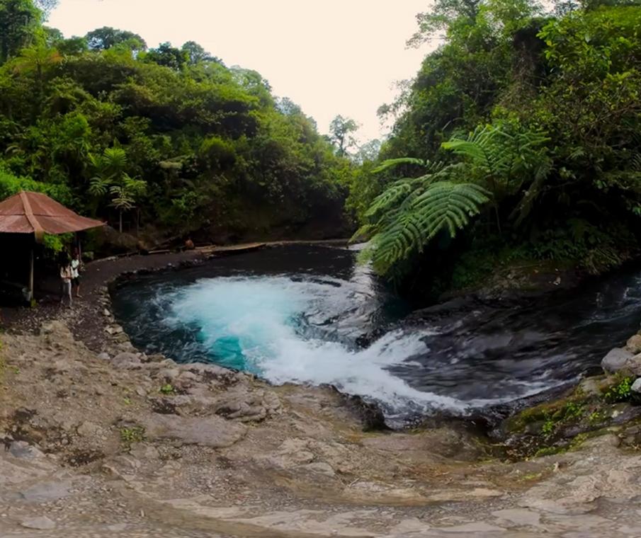 Telunjuk Raung Waterfall